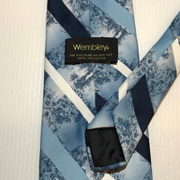 Wembley Blue Striped Short Wide Necktie - Picture 4 of 4